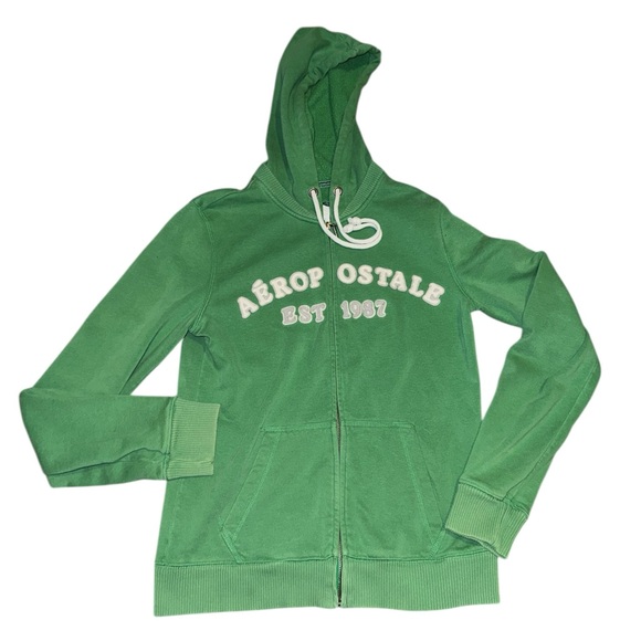 Aeropostale Tops - 2000’s Aeropostale Hoodie